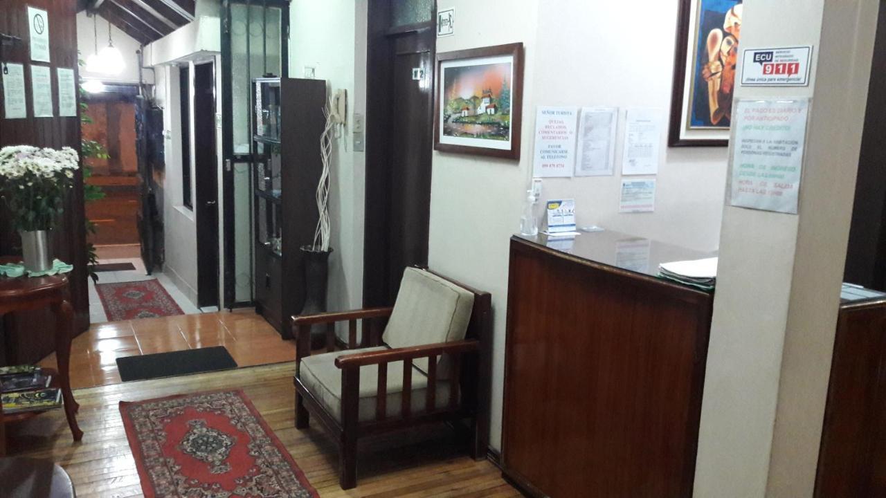 Hostal Santa Maria Gracia Quito Exterior foto